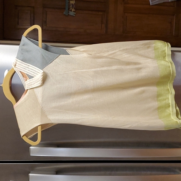 Top - Picture 3 of 3